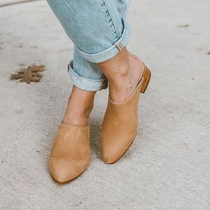 Nisolo Mariella Mule in Almond